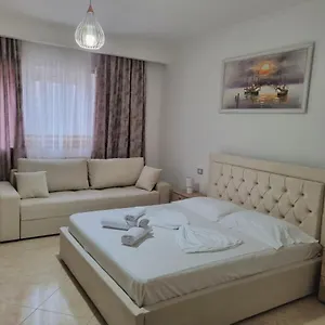 My House Pensjonat Durrës