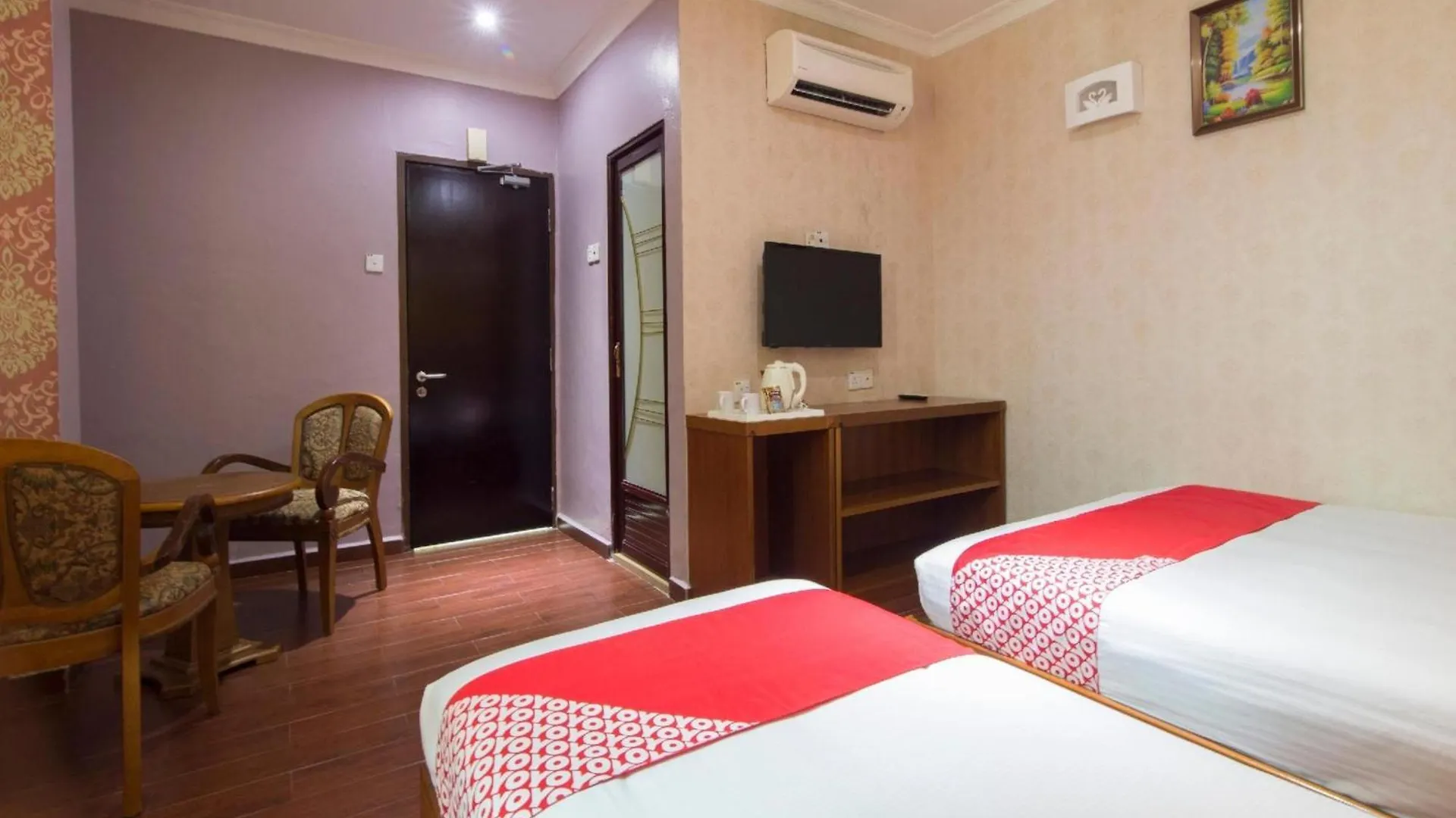 **  Super Oyo 998 Queen City Hotel George Town Malesia