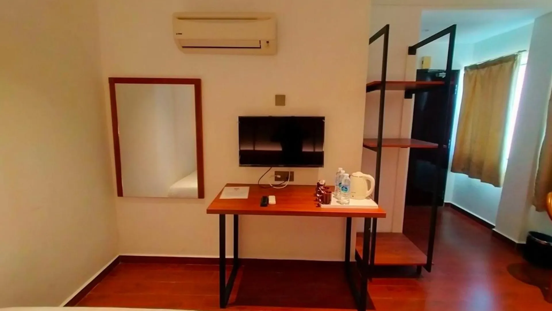 Super Oyo 998 Queen City Hotel George Town 2*,