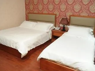 Super Oyo 998 Queen City Hotel George Town